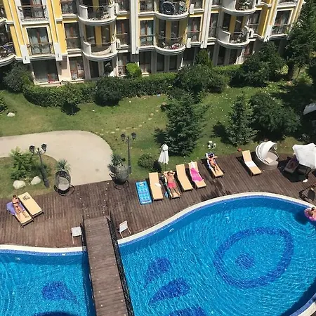Роскошные Апартаменты На Солнечном Берегу Apartment *